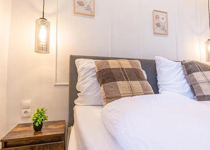 Modern And Cozy In Vibrant Meidling Appartement