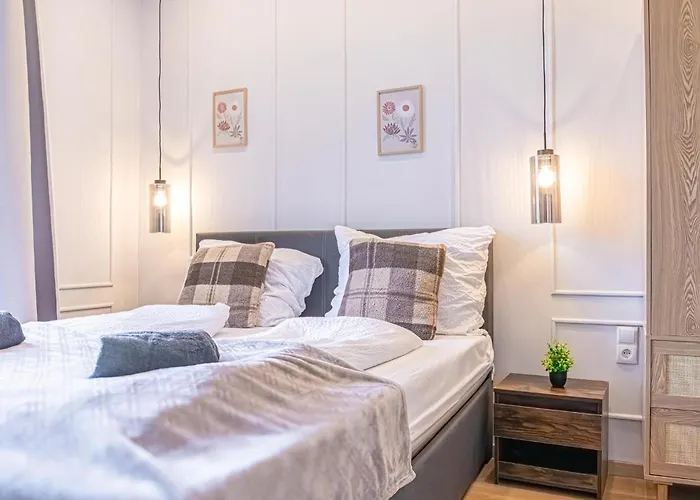 Modern And Cozy In Vibrant Meidling Appartement